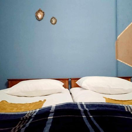 Dedoplis Tskaro Guest House Meri Poppins מראה חיצוני תמונה