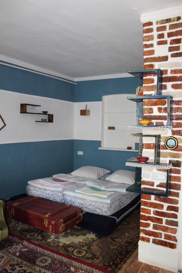 Dedoplis Tskaro Guest House Meri Poppins מראה חיצוני תמונה