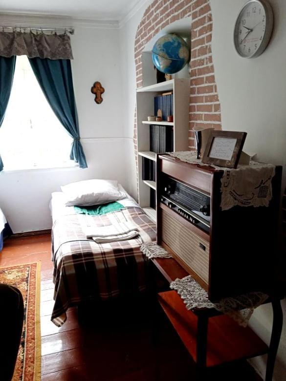 Dedoplis Tskaro Guest House Meri Poppins מראה חיצוני תמונה
